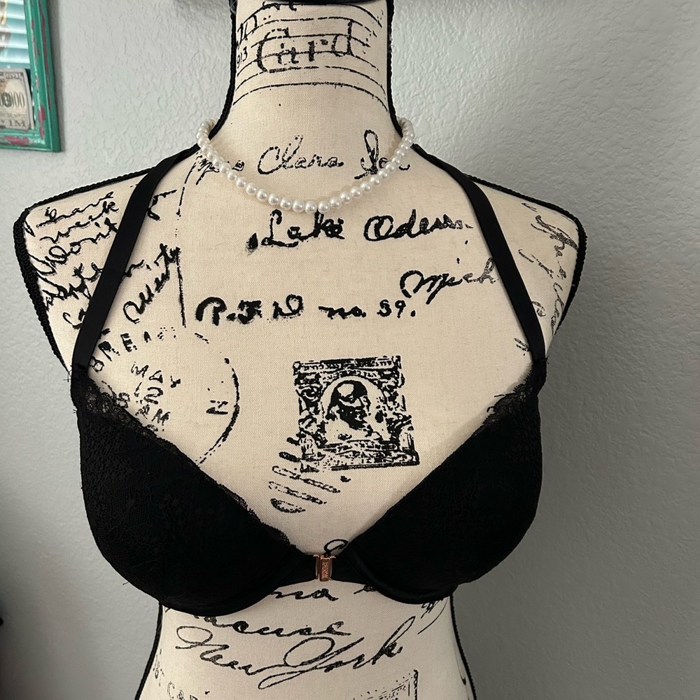 VS pink Black razorback Lace Bra 36 D new with tags 🏷️ 🔥🔥🔥🔥🔥🔥